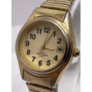 Womens Geneva Gold Tone Stretch Vintage Watch Works New Battery